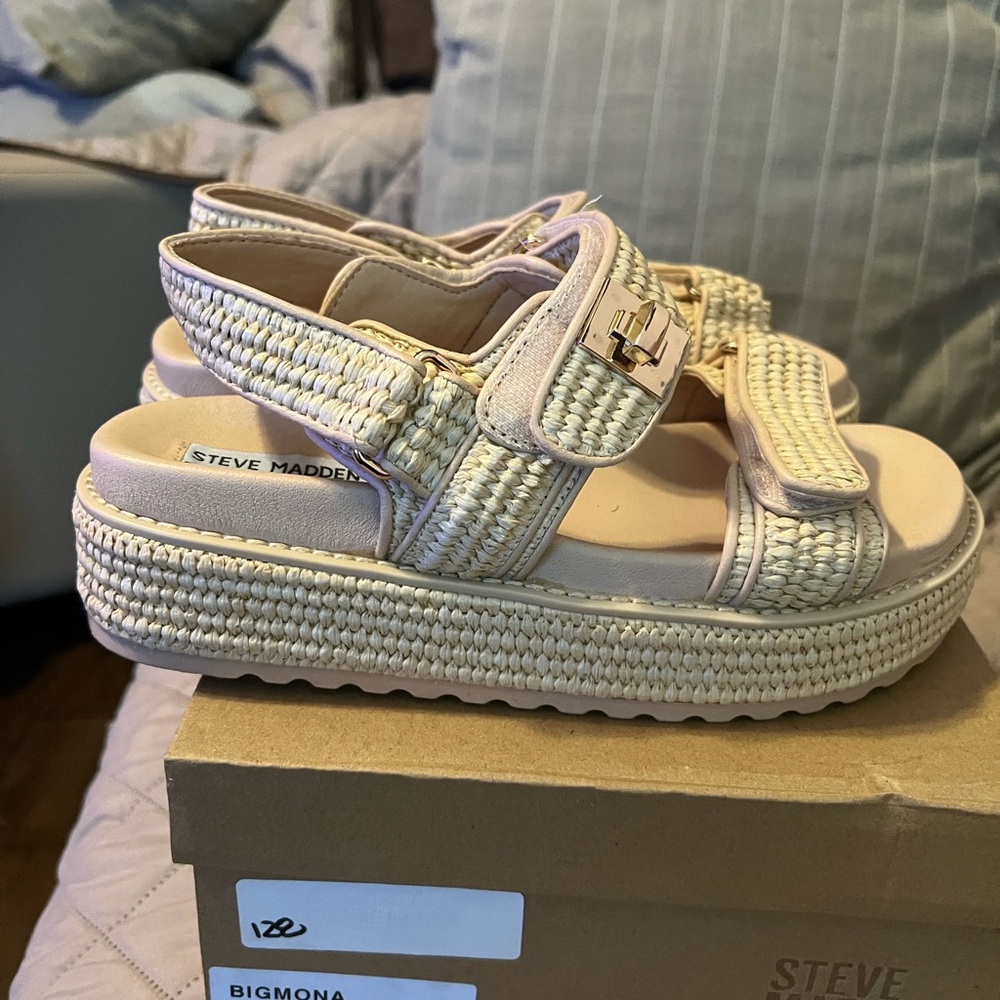Steve Madden sandals